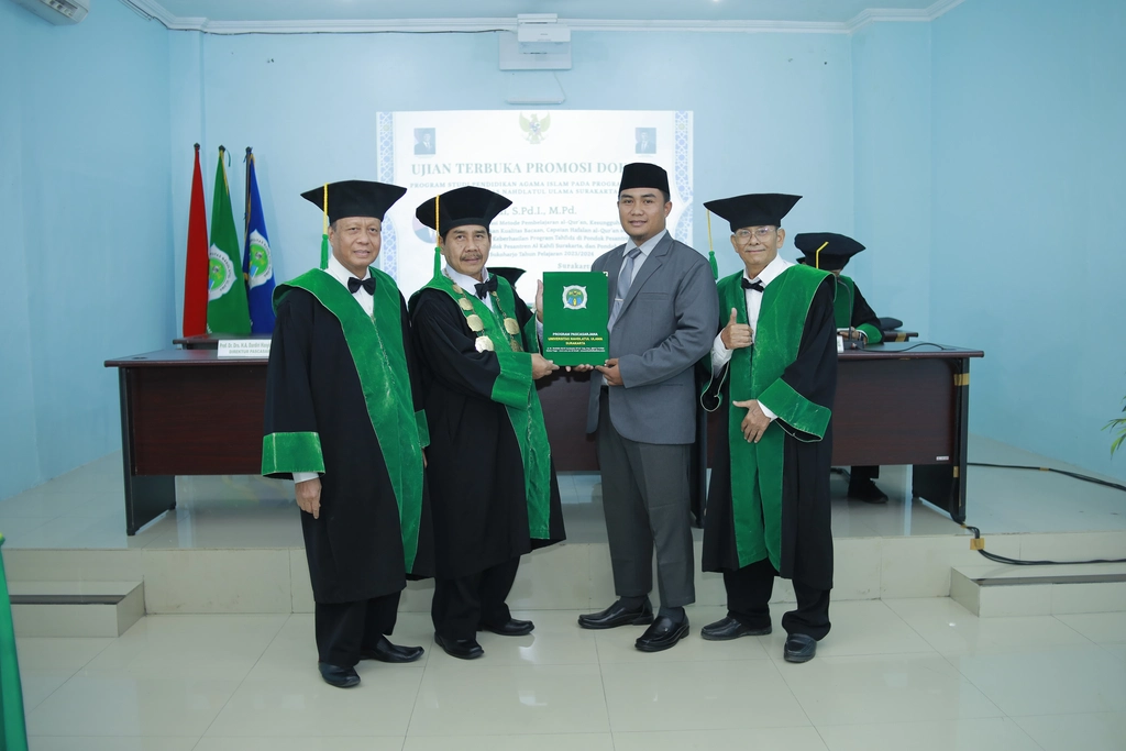 Ujian Terbuka Promosi Doktor Wahyudi Pascasarjana UNU Surakarta